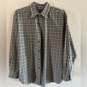 Van Heusen plaid long sleeve button down men’s shirt size M